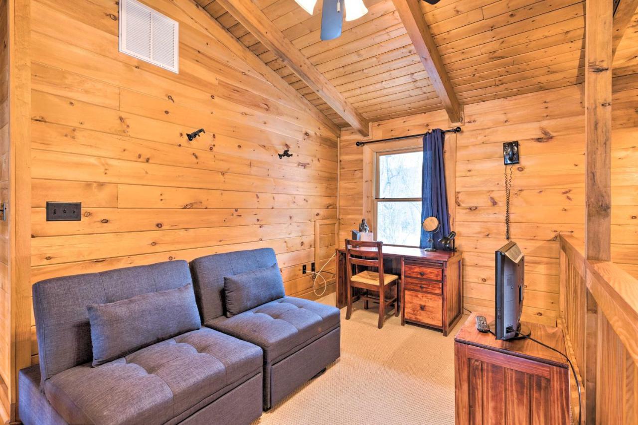 Timber Lodge Cabin - Relax Or Get Adventurous! McGaheysville Exterior photo